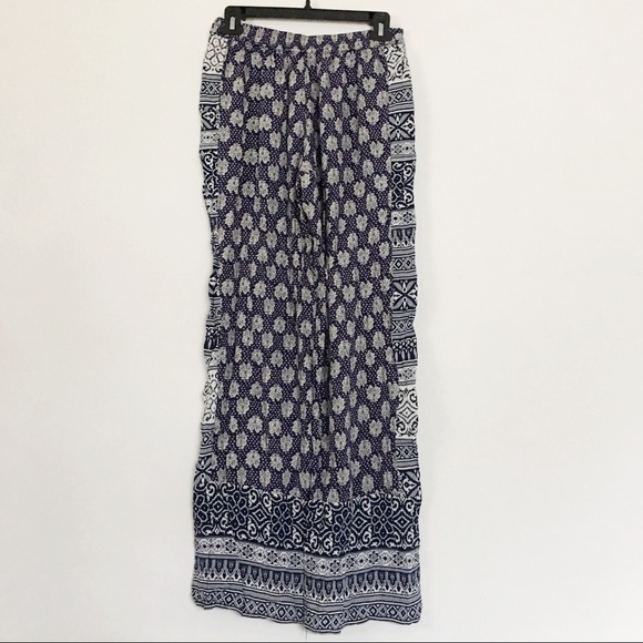 Solitaire | Pants & Jumpsuits | Solitaire Navy Patterned Palazzo Pants ...